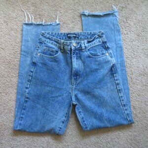 Pretty Little Thing Light Wash Jeans size 0